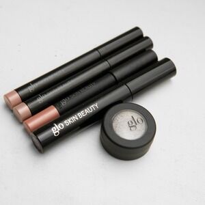 Glo Skin Glam Makeup Lot Foil Eyeshadow, Purple Mascara, Eyeshadow Lip Crayons